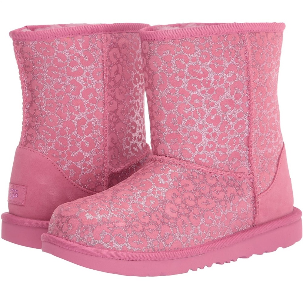 UGG GIRLS' CLASSIC II GLITTER LEOPARD BOOT